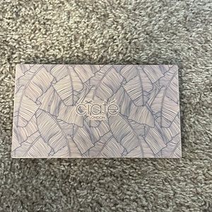 Ciate The Editor Palette